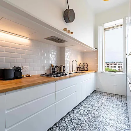 Elegant 130sqm Ac Square Gambetta Carcassonne